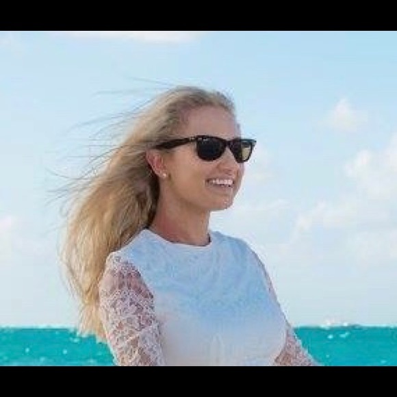 💯 Authentic Ray-Ban Wayfarer Sunglasses 😎 - Picture 6 of 6